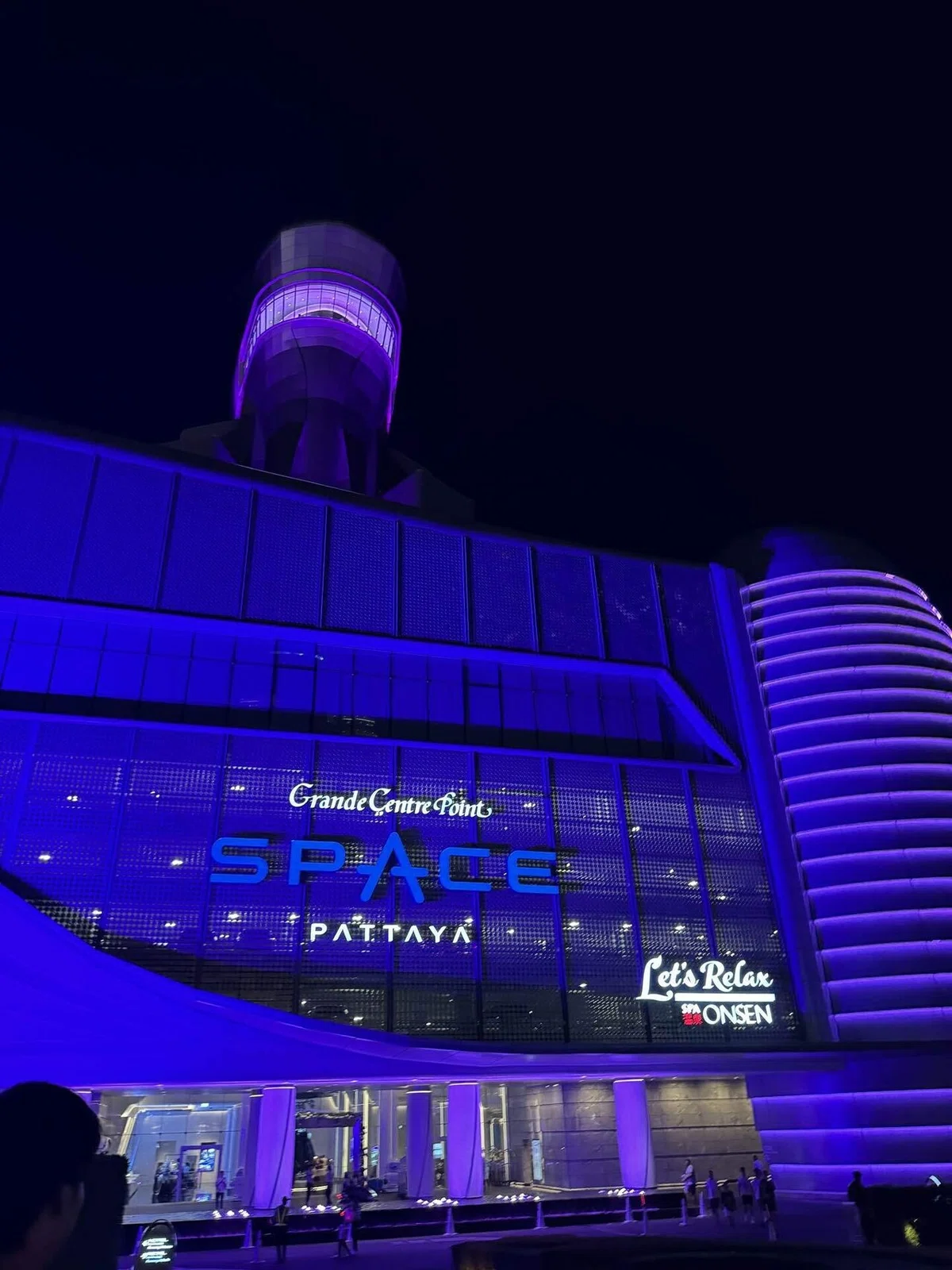 Grande Centre Point Space Pattaya kinetic facade night lighting exterior view